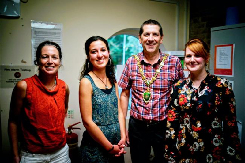Abingdon Community Fridge opens to tackle food waste Abingdon Community Fridge opens to tackle food waste